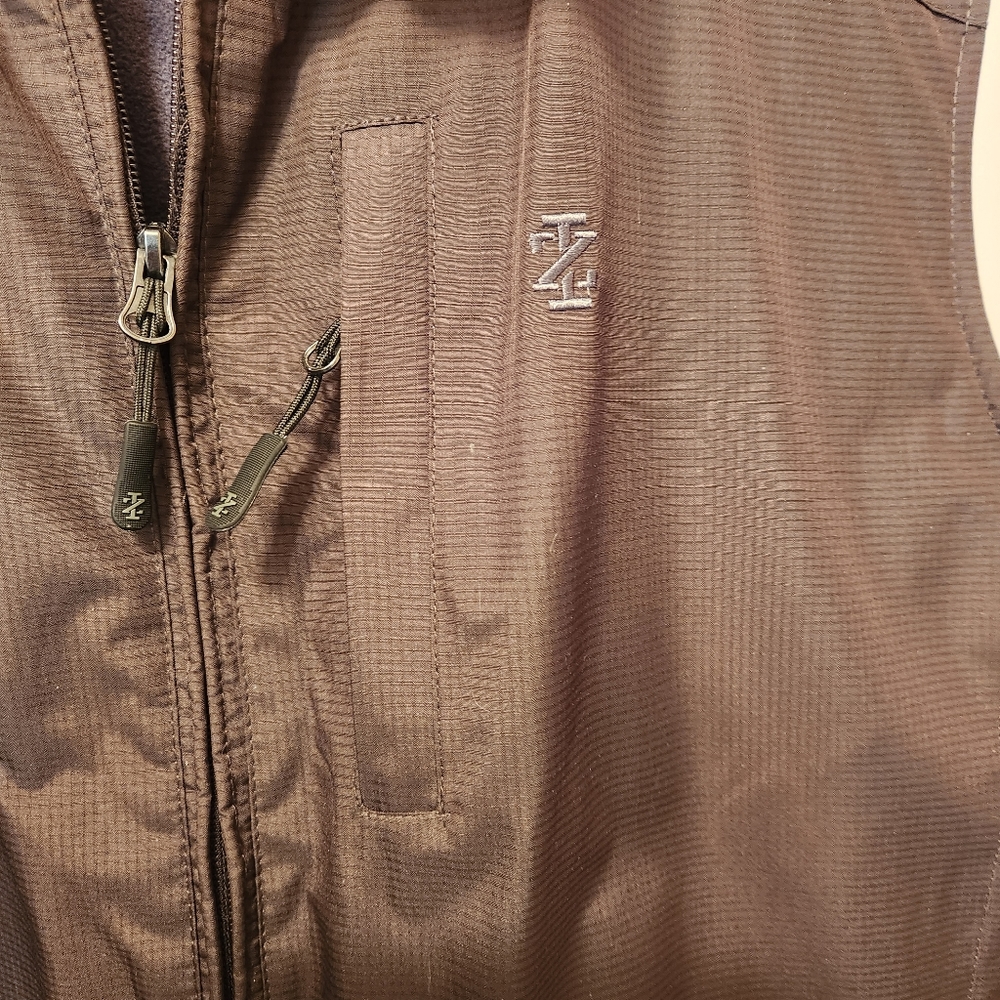 Izod Vest